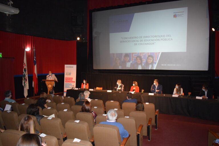 Directores de establecimientos educacionales de SLEP Colchagua tuvieron su primer encuentro “Diálogos Educativos”