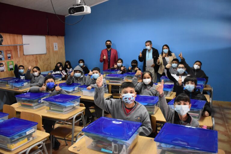 Con entrega de kits pedagógicos SLEP Colchagua inició clases presenciales en su territorio