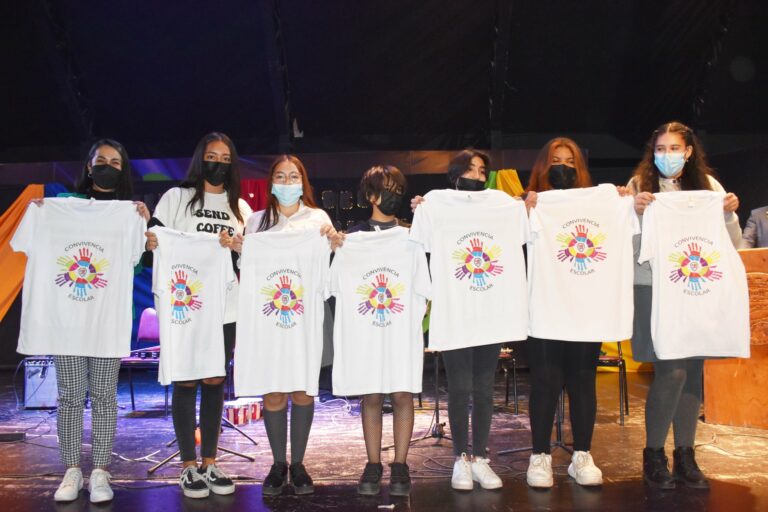 En conmemoración del Día de la Convivencia Escolar se lanza Campaña “Bloquea el Ciberbullying”