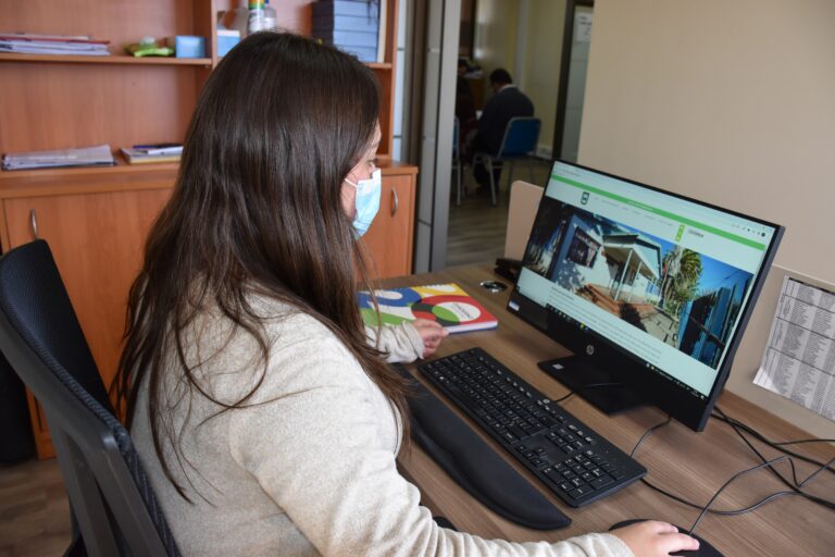 Establecimientos educacionales de SLEP Colchagua ya cuentan con su esperada página web